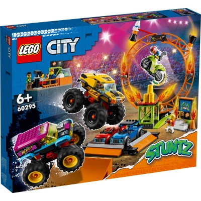 LEGO City - Arena de cascadorii (60295)