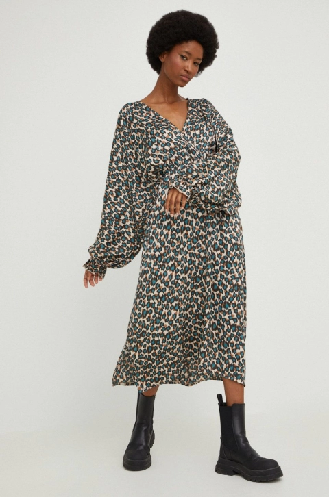 Answear Lab rochie culoarea bej, midi, evazati