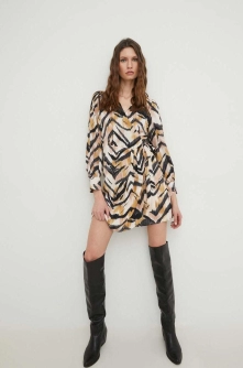 Answear Lab rochie culoarea bej, mini, evazati