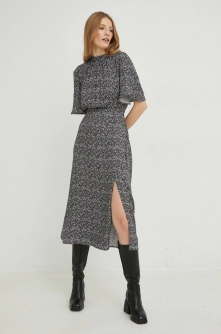 Answear Lab rochie culoarea negru, midi, evazati