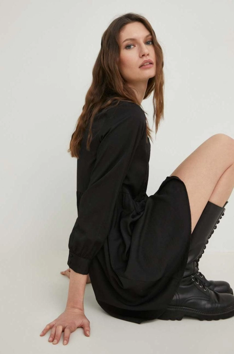 Answear Lab rochie culoarea negru, mini, evazati