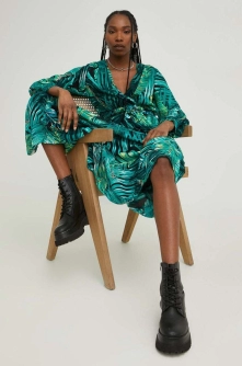 Answear Lab rochie culoarea verde, maxi, evazati