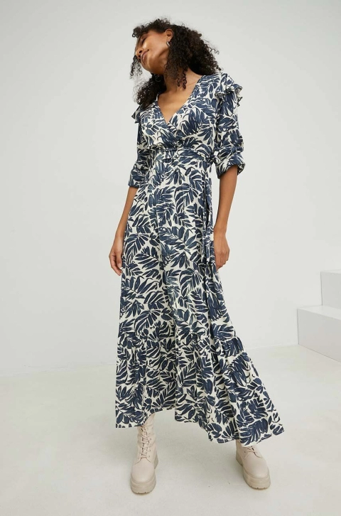 Answear Lab rochie maxi, evazati