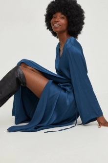 Answear Lab rochie midi, drept