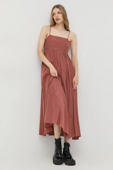 Bardot rochie culoarea maro, maxi, evazati