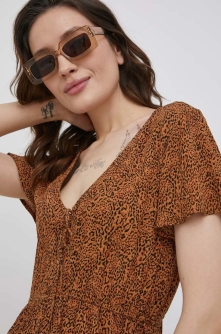 Billabong rochie culoarea maro, mini, evazati