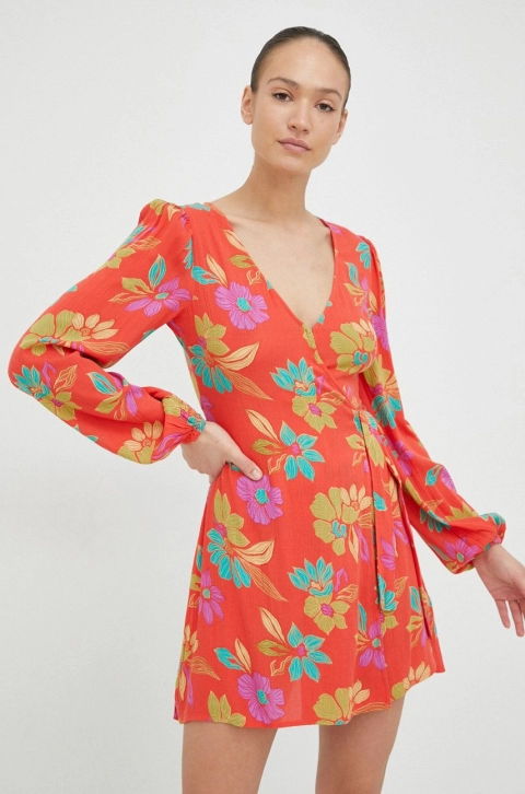 Billabong rochie culoarea rosu, mini, drept
