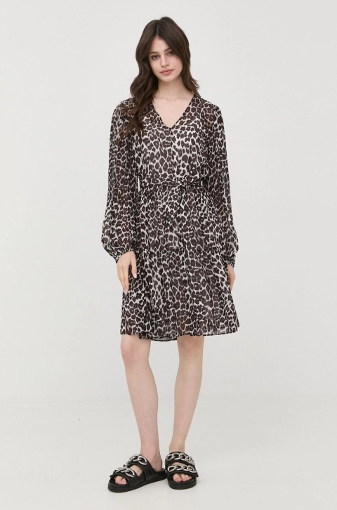 BOSS rochie culoarea maro, mini, evazati
