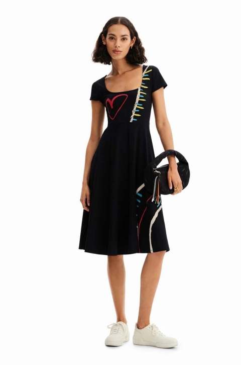 Desigual rochie culoarea negru, midi, evazati