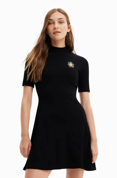 Desigual rochie culoarea negru, mini, evazati