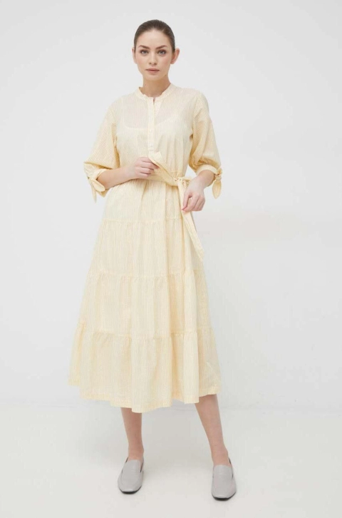 GAP rochie culoarea galben, midi, evazati