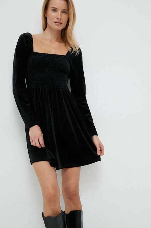 GAP rochie culoarea negru, mini, evazati