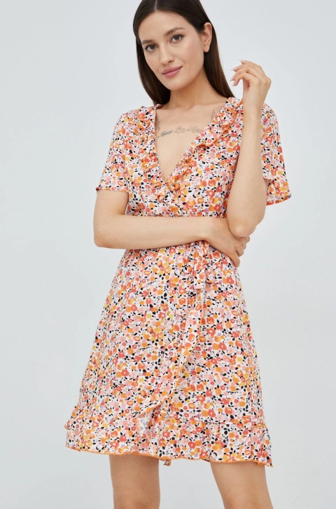 JDY rochie culoarea alb, mini, evazati