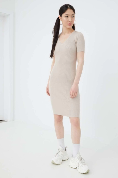 JDY rochie culoarea bej, mini, mulata