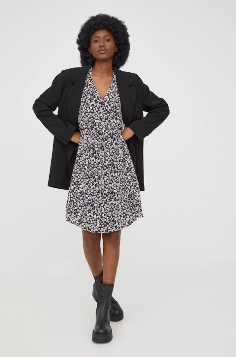 JDY rochie culoarea negru, mini, evazati