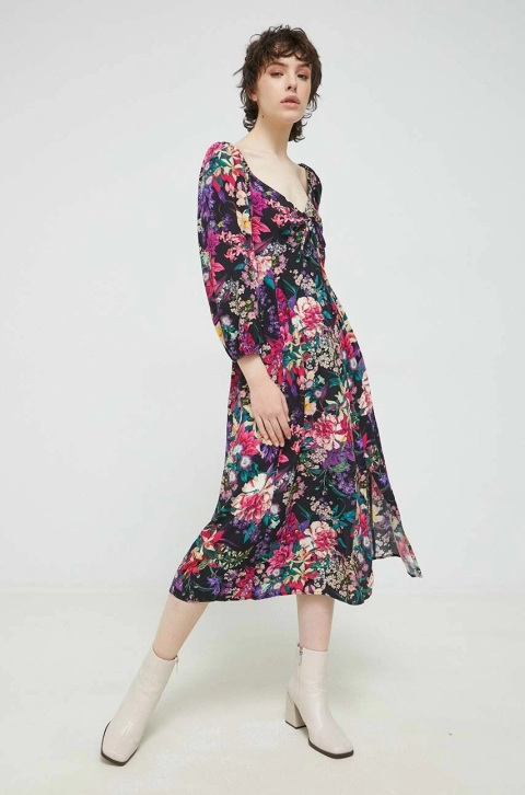 Medicine rochie culoarea negru, midi, evazati