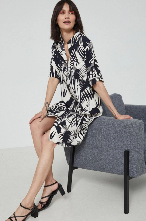 Medicine rochie culoarea negru, mini, oversize