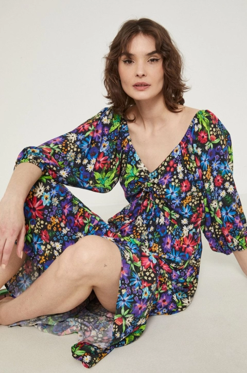 Medicine rochie midi, evazati