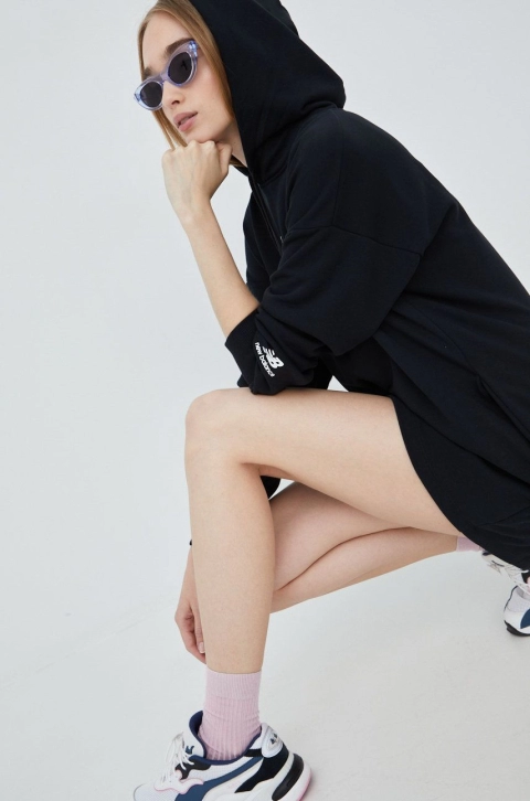 New Balance rochie WD21501BK culoarea negru, mini, oversize