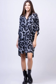 Rochie camasa din vascoza, midi, cu imprimeu animal print negru-gri