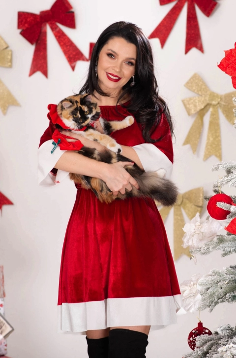 Rochie de Craciun rosie din catifea si cordon in talie