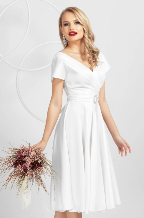 Rochie de cununie eleganta in clos din tafta elastica