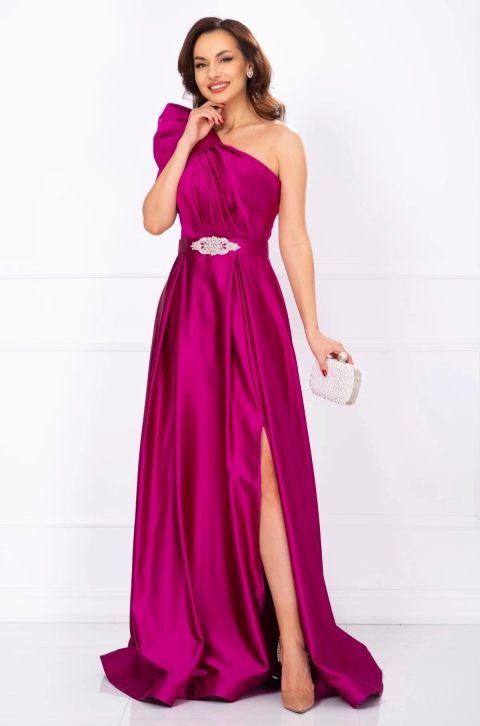 Rochie de nasa din tafta fuchsia lunga cu fronseuri