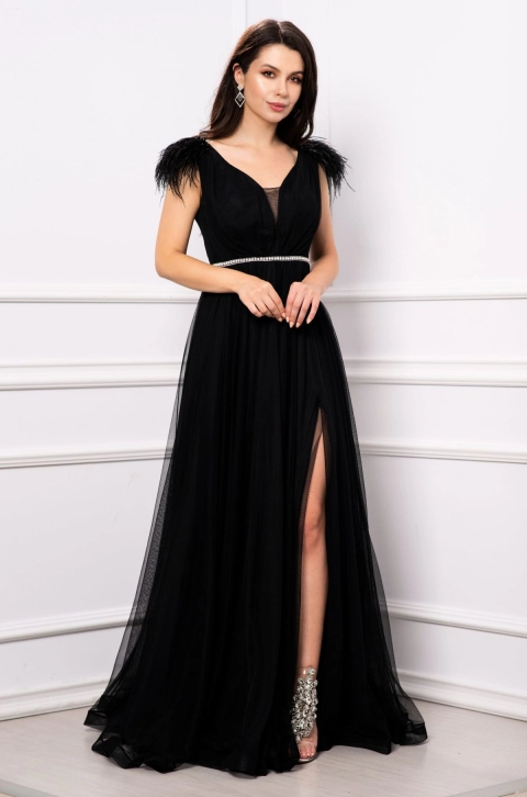 Rochie de seara Gratiela neagra cu perle in talie si accesoriu tip fulgi