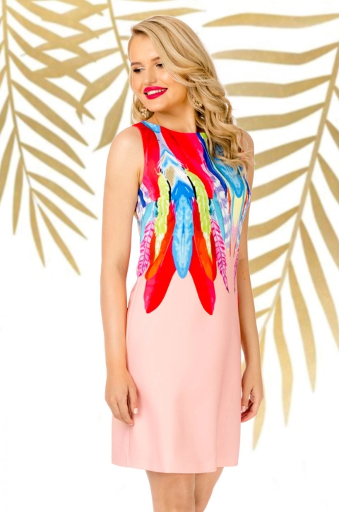 Rochie de zi Pretty Girl rose cu imprimeu pene multicolore