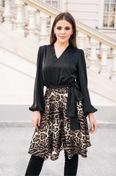 Rochie Dy Fashion neagra cu animal print maro pe fusta si cordon in talie