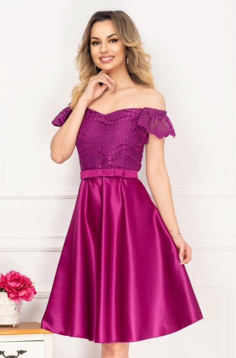Rochie eleganta InPuff de ocazie magenta cu broderie aplicata si funda