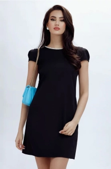 Rochie Fofy neagra de ocazie lejera cu aplicatii de perle si fundita