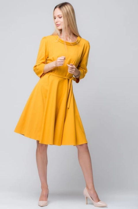 Rochie galbena eleganta - casual, taiata in talie, clos