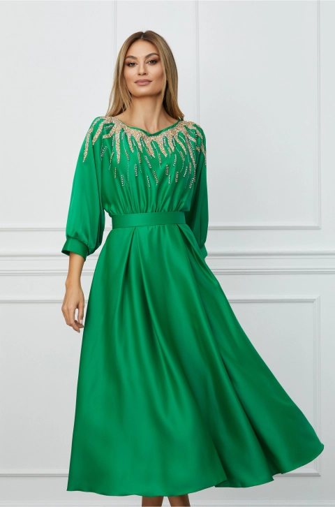 Rochie Madalina verde cu strasuri la bust si curea in talie