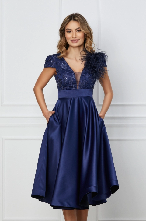 Rochie MBG bleumarin cu broderie si pene la bust