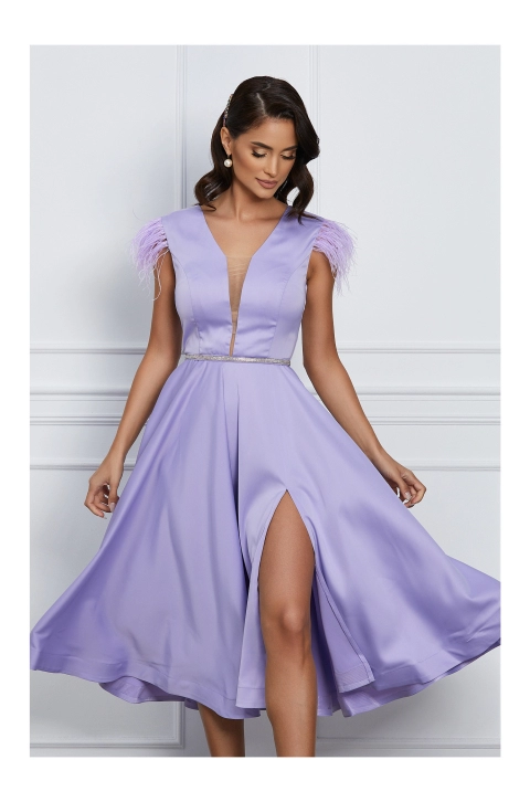 Rochie MBG lila din satin cu pene la maneci
