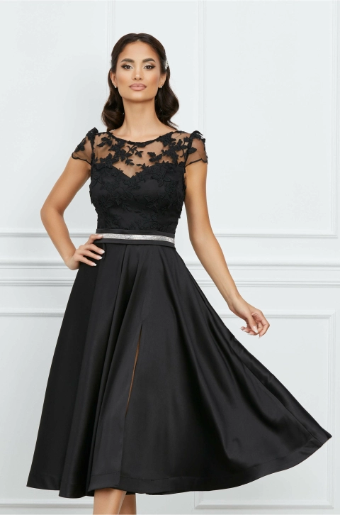 Rochie MBG neagra cu dantela la bust si crepeu maxi