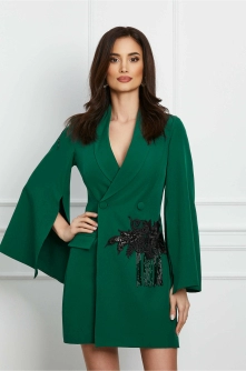 Rochie MBG verde tip sacou cu franjuri in talie si pe umar