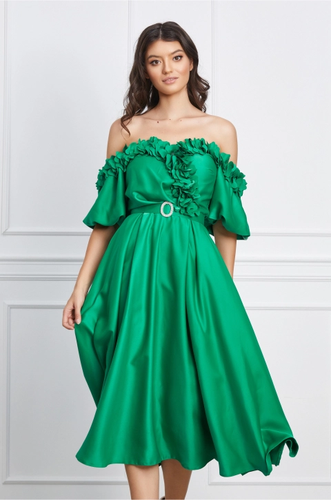 Rochie Mikaela verde cu flori 3D la bust si curea in talie