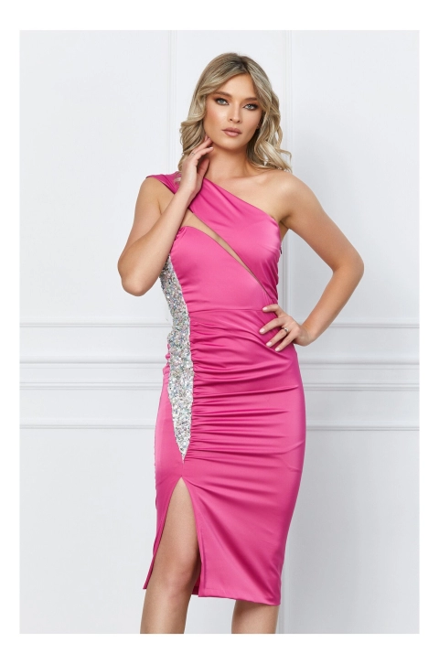 Rochie Moze fucsia cu paiete si crepeu lateral