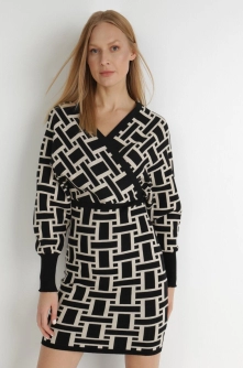 Rochie Neagră cu crem