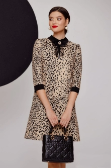 Rochie office Fofy croi in A cu imprimeu leopard si guler negru