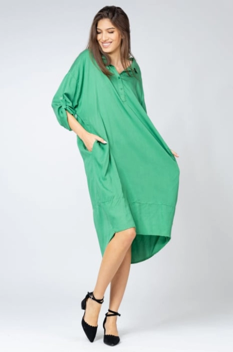 Rochie verde smarald Stella Milani din tencel, cu inel metalic pe spate