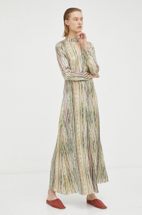 Résumé rochie culoarea verde, maxi, drept