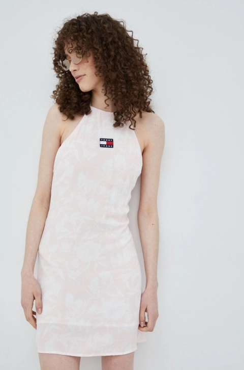 Tommy Jeans rochie culoarea roz, mini, evazati