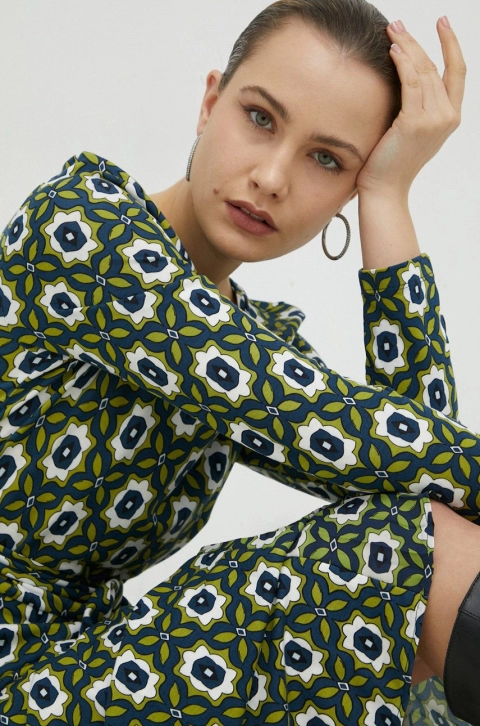 Weekend Max Mara rochie culoarea verde, midi, evazati