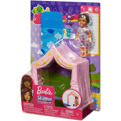 Set Barbie Skipper Babysitters, sac de dormit si cort, FXG97